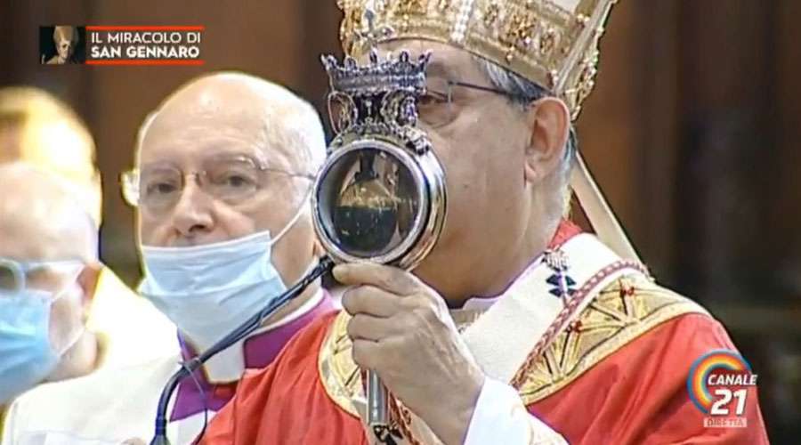O milagre se repete: Sangue de São Januário se liquefez por completo em Nápoles